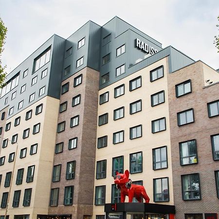 Radisson Red London Greenwich The O2 외부 사진