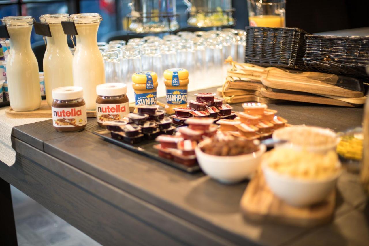 Radisson Red London Greenwich The O2 외부 사진
