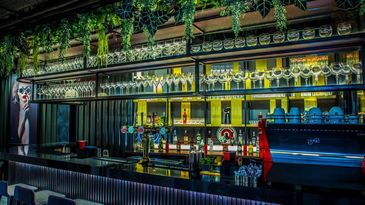 Radisson Red London Greenwich The O2 외부 사진