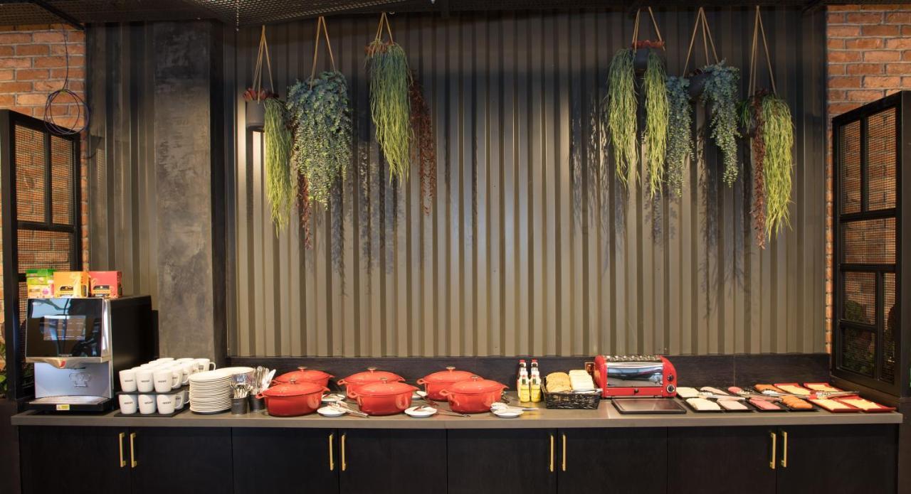 Radisson Red London Greenwich The O2 외부 사진